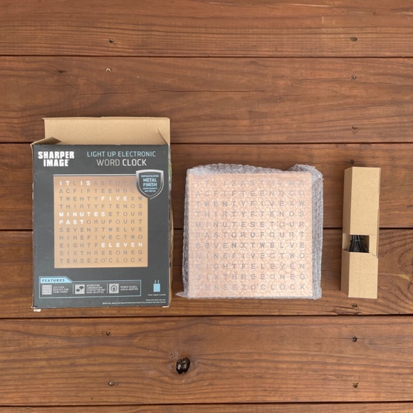 Sharper Image Rose Gold Metal Word Clock for Desk Office LED Electronic New - Picture 6 of 6